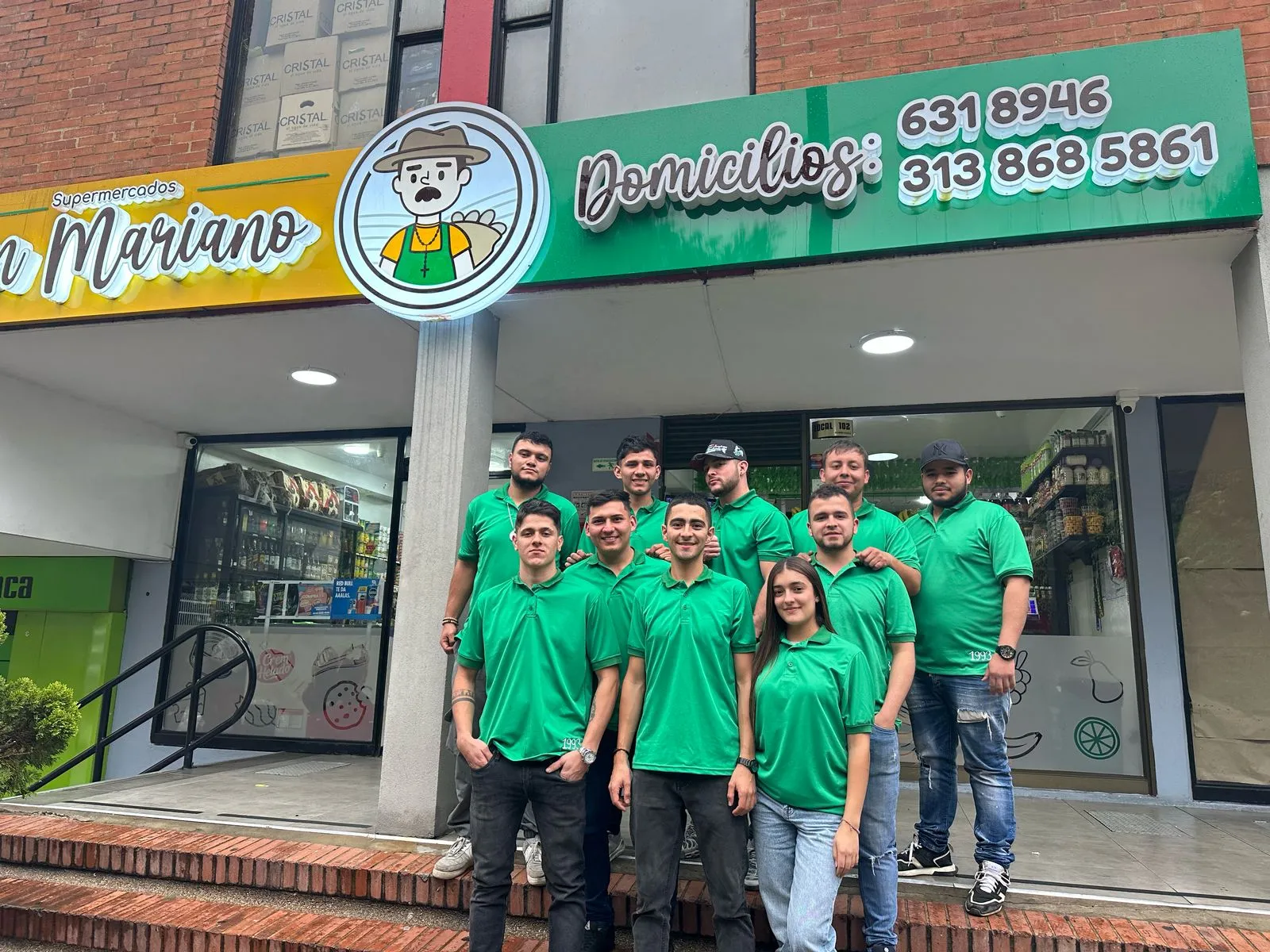Equipo de trabajo Tiendas Don Mariano - Supermercado de barrio en Bogotá